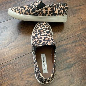 Cheetah print shoes